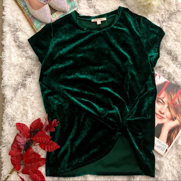 💚🎉LAST ONE- HOST PICK: Just a Little Crush Top - Picture 1 of 4